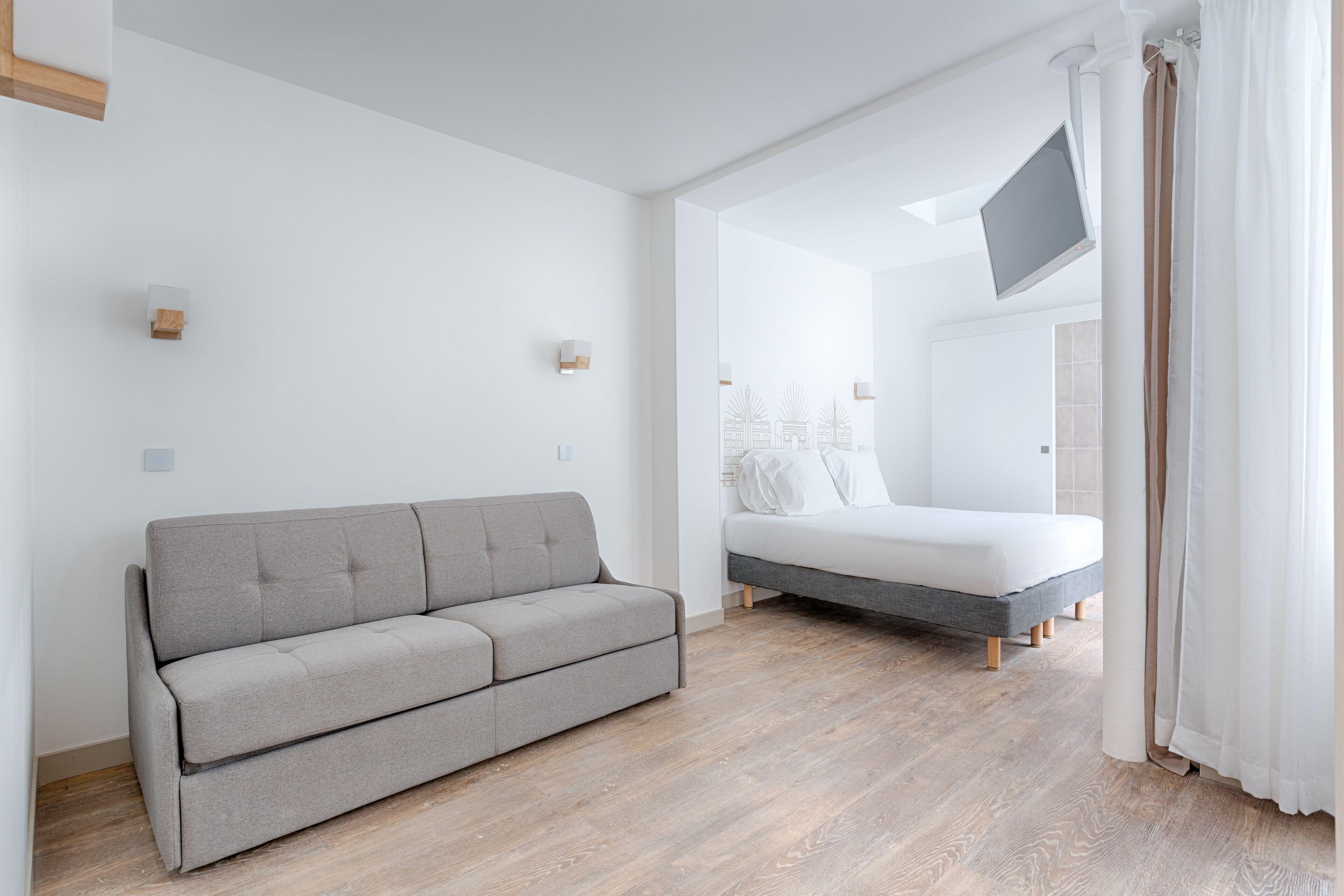 Korner Etoile Hotel 3*