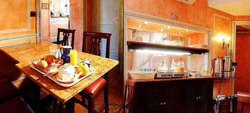 Hotel Korner Etoile 3*