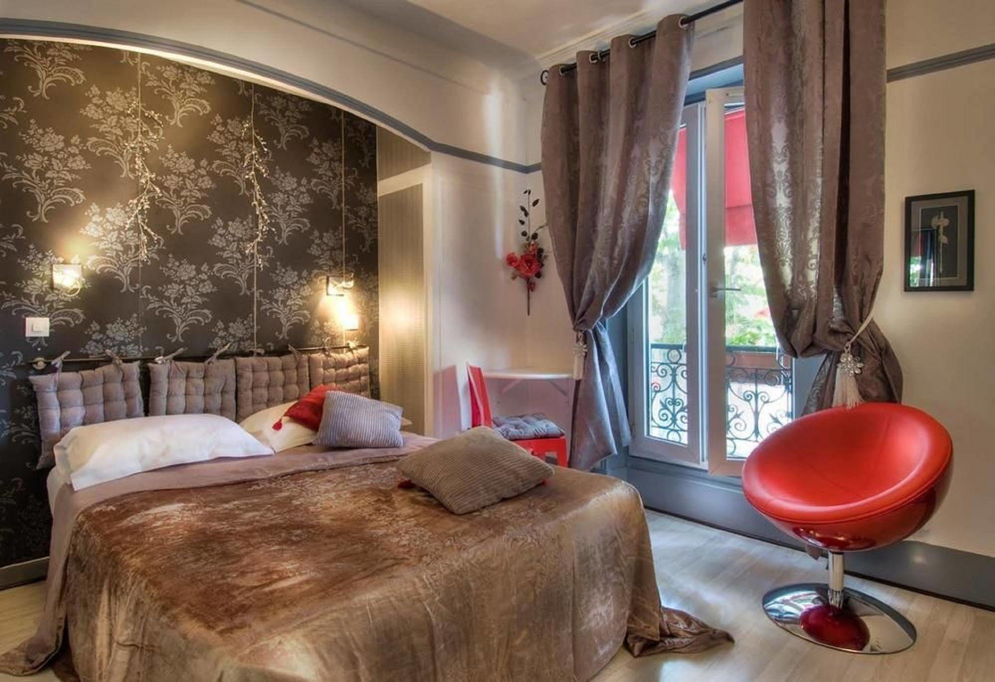 Hotel Korner Etoile 3*